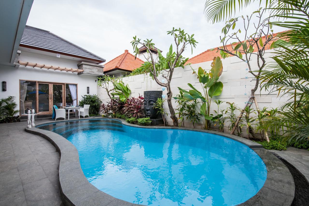 Ambermoon Villa 2 Seminyak  Ngoại thất bức ảnh