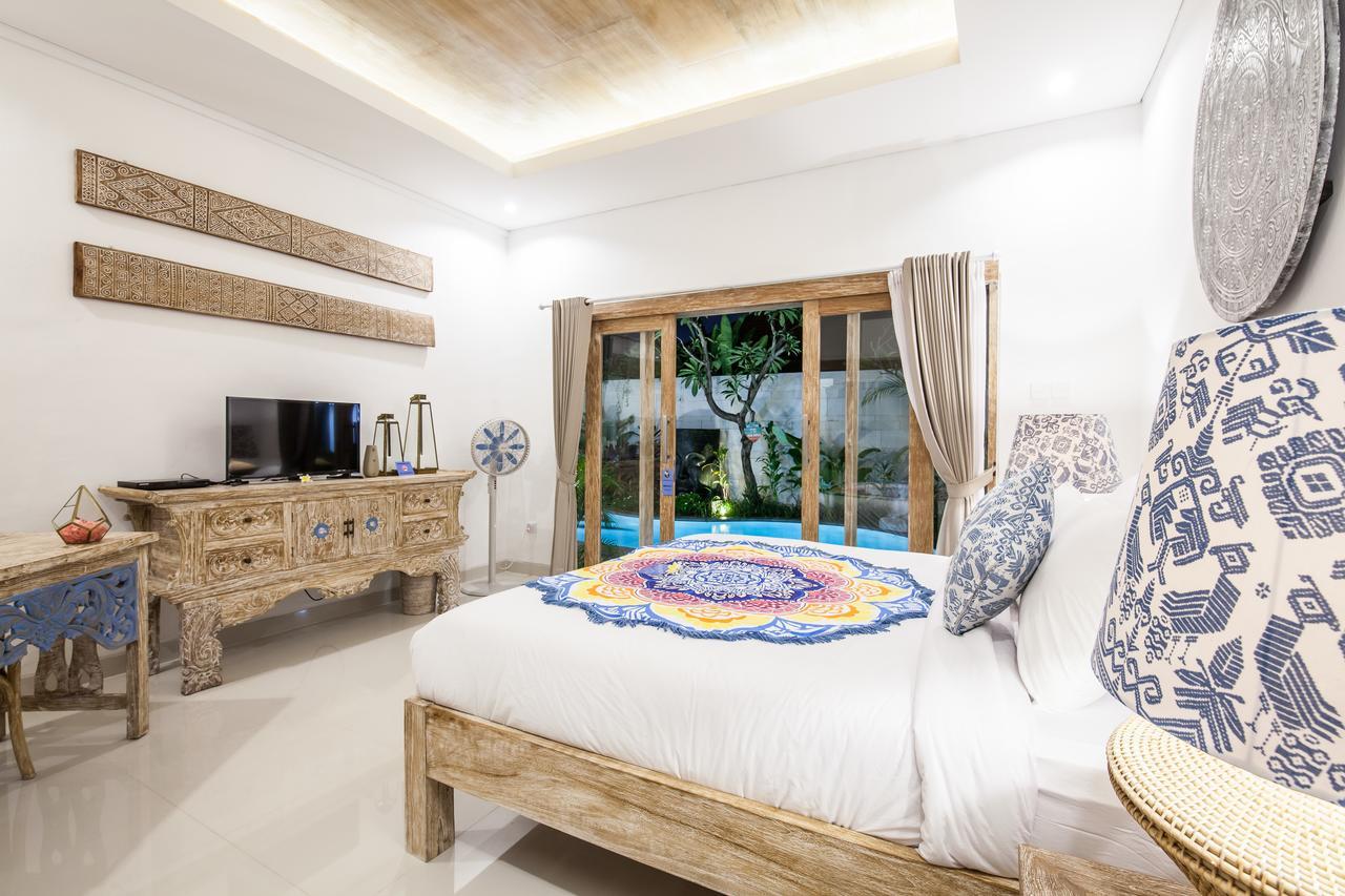 Ambermoon Villa 2 Seminyak  Ngoại thất bức ảnh