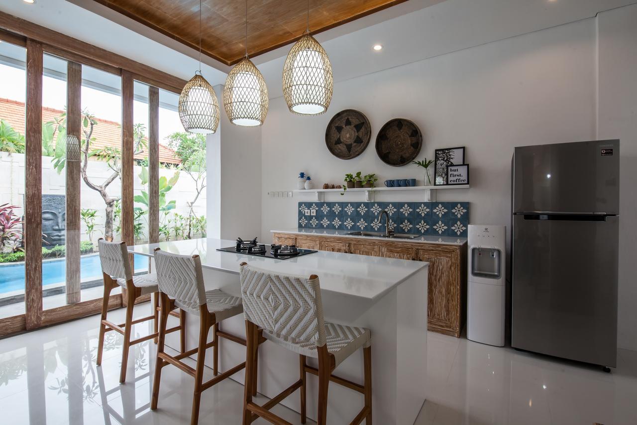 Ambermoon Villa 2 Seminyak  Ngoại thất bức ảnh